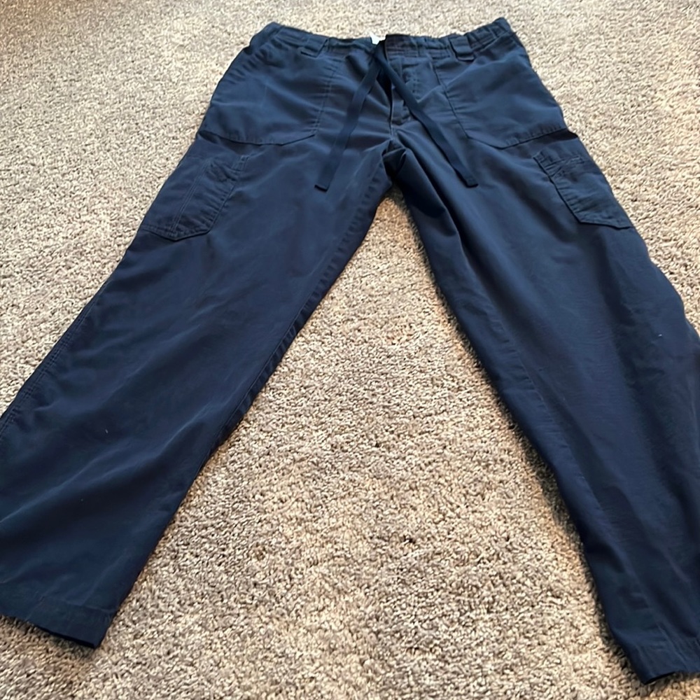 Medium navy blue carhartt scrub pant